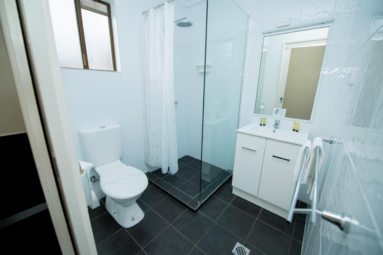Sarina Motor Inn Εξωτερικό φωτογραφία