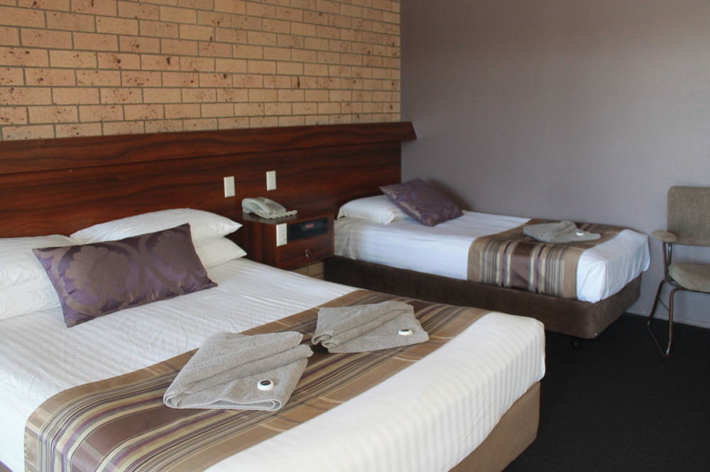 Sarina Motor Inn Εξωτερικό φωτογραφία