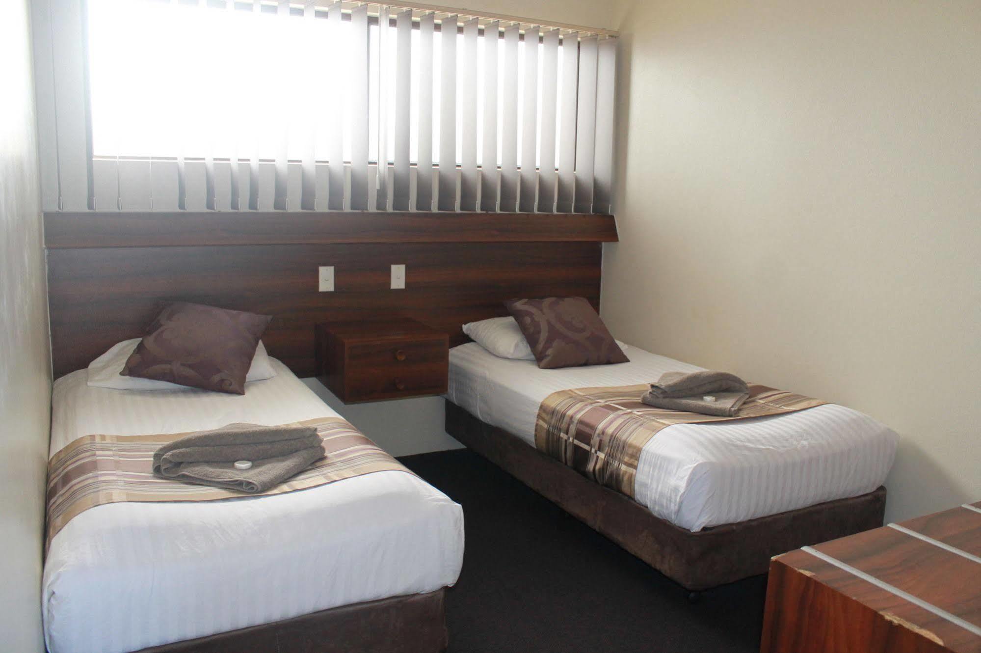 Sarina Motor Inn Εξωτερικό φωτογραφία